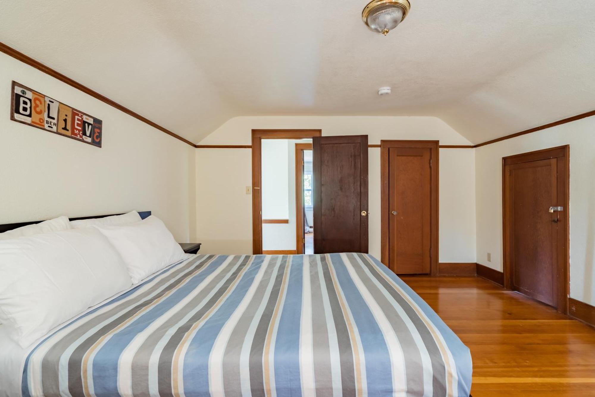 Collection - Charming & Spacious 5br In Se Portland